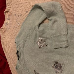 ❌🚫SOLD- Girls fashionable sweaters